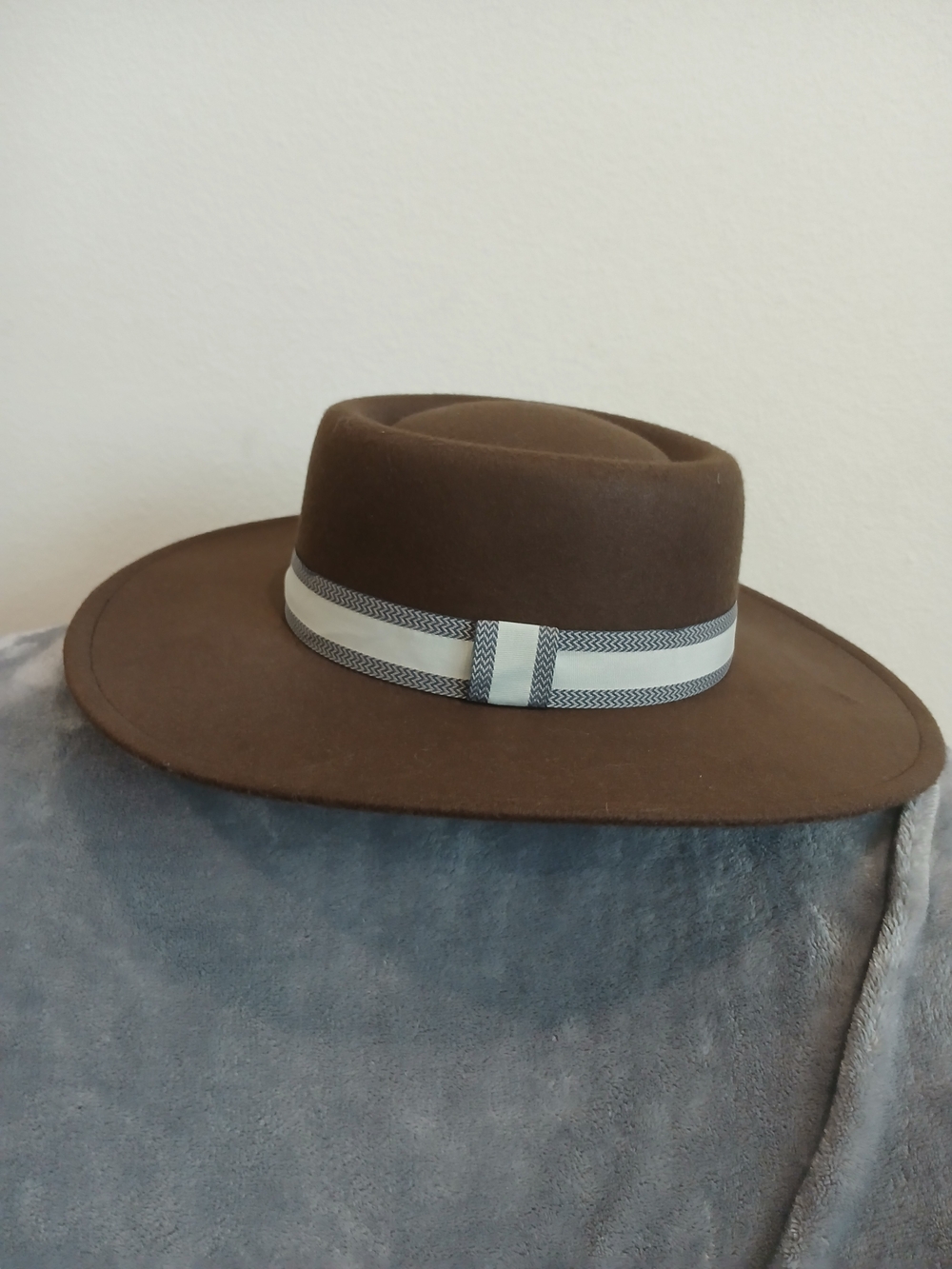 White Mountain Brown Felt Hat with Light Gray Trim.